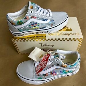 NWT Vans Old Skool Walt Disney World 50th Anniversary Park Map Sneakers